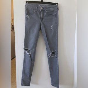 American Eagles Ripped Skinny Jeans Size 2